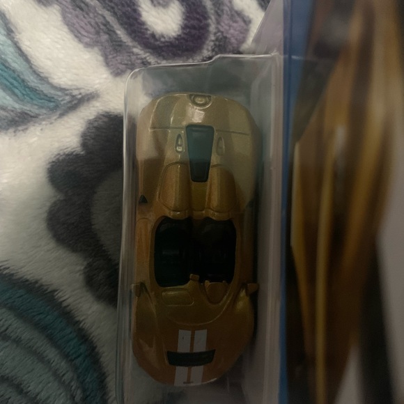 NEW 2023 Hot Wheels #82 Gold McLaren Elva HW Roadsters 6/10. - Picture 4 of 5